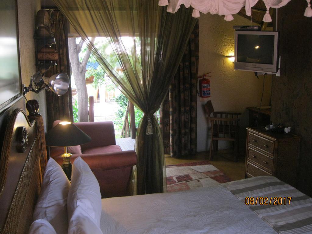 Treetops & Treats Guest House Претория Екстериор снимка