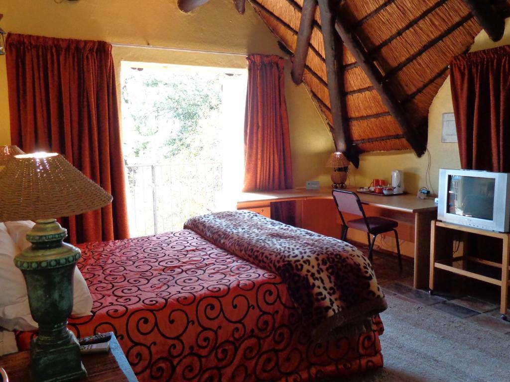 Treetops & Treats Guest House Претория Екстериор снимка
