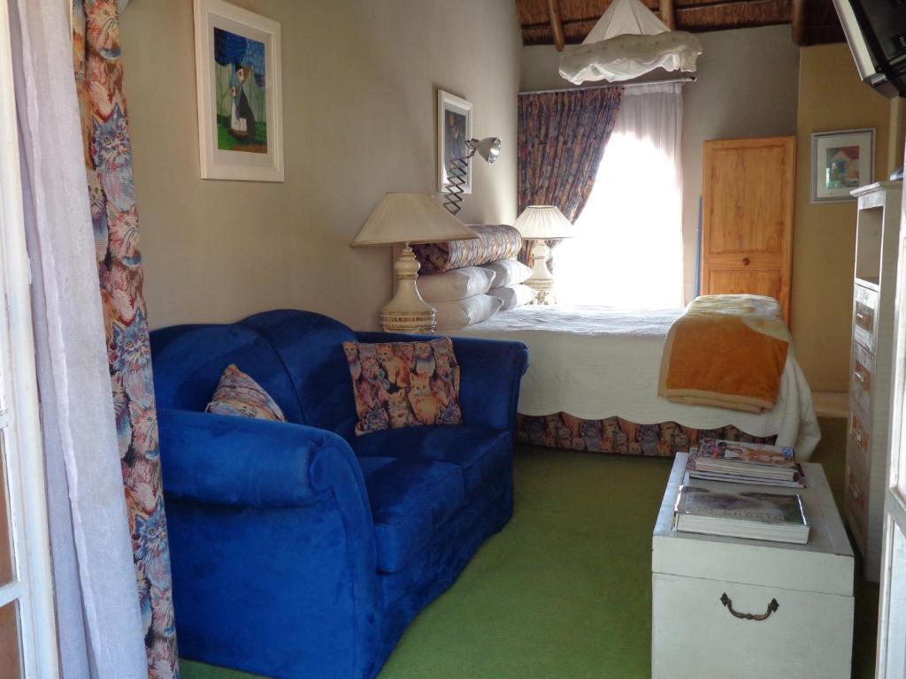 Treetops & Treats Guest House Претория Стая снимка